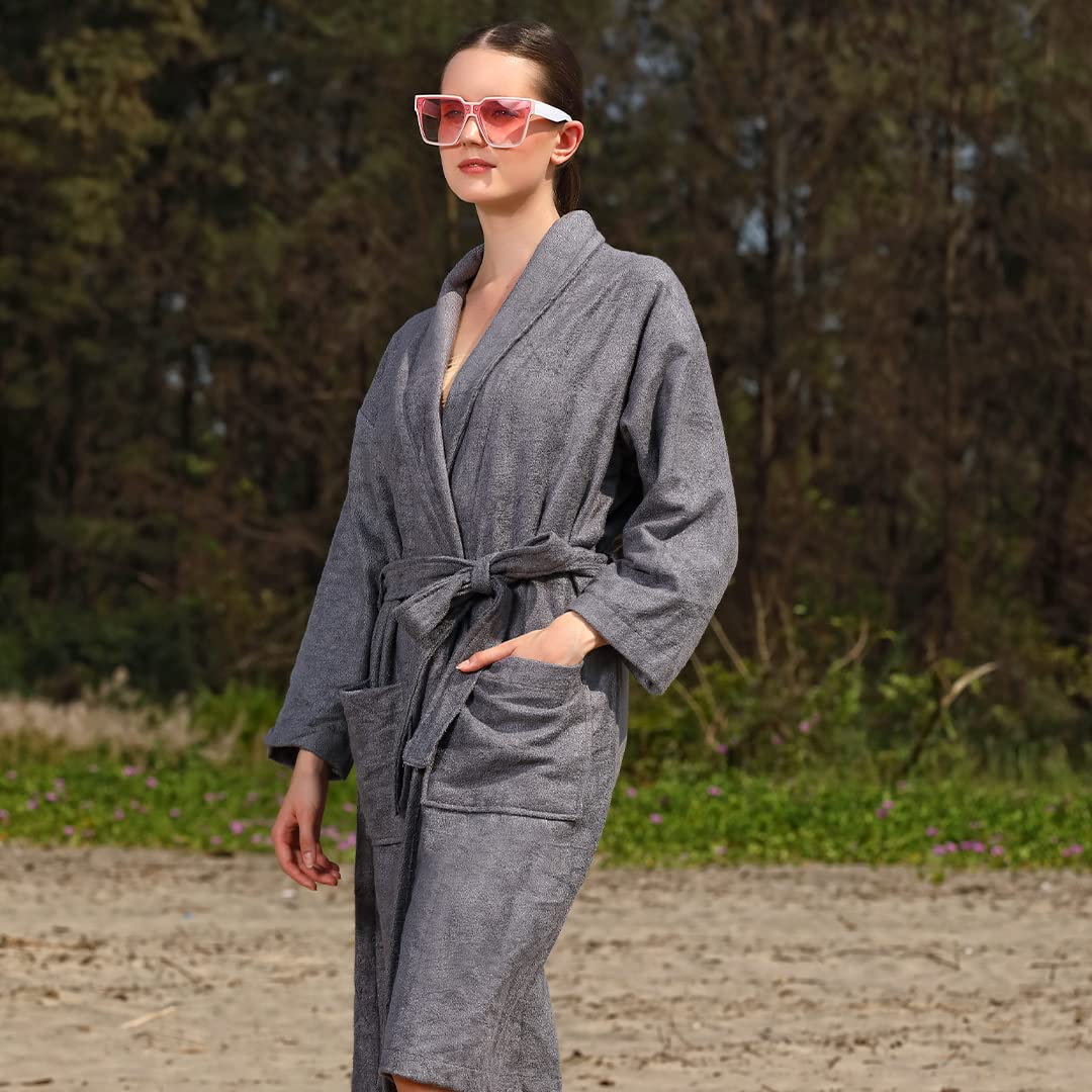 Urthytex 100% Bamboo Bathrobe for Men / Women (Unisex) S/M,Grey (Pack of 1)